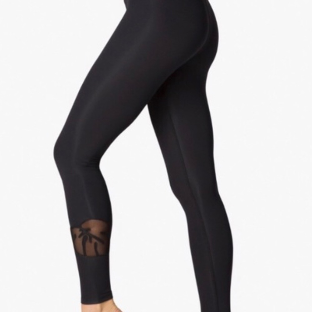 Beyond Yoga Take Leaf Legging